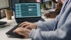 Use of AI with live Virtual Receptionist